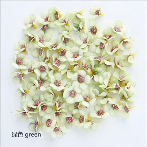 50pcs 2cm Mini Daisy Artificial Flower Head For Wedding Home Decoration DIY Garland Handicraft Simulation Cheap Fake Flower