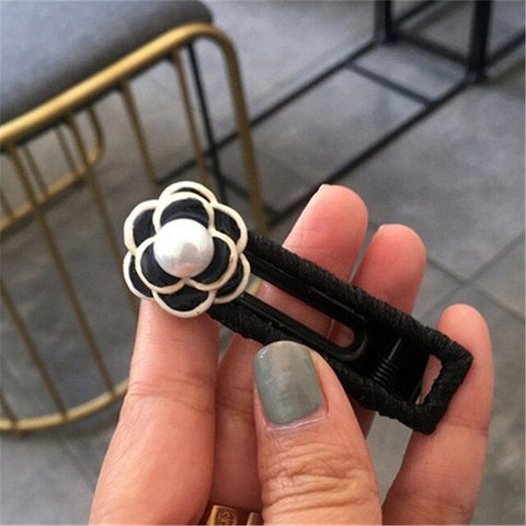 Black White Flower Pearl Adornment Cloth Wrapped Duckbill Clips Hair Side Clips Hairpins Women Girls Elegant Hair Accessories