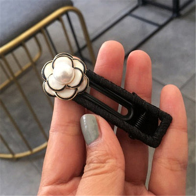 Black White Flower Pearl Adornment Cloth Wrapped Duckbill Clips Hair Side Clips Hairpins Women Girls Elegant Hair Accessories