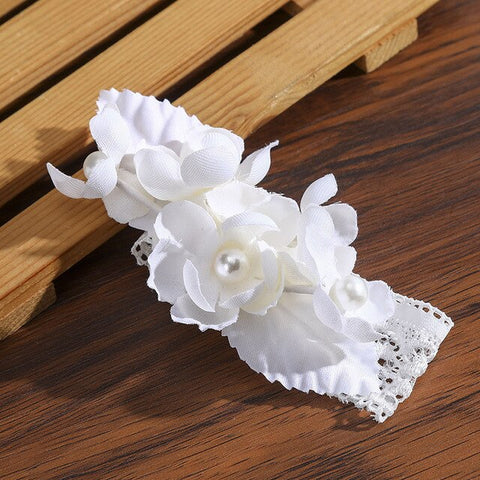 Levao White Flower Crown Headband Bracelet for Bride Wedding Headwear Romantic Pearl Floral Garland Wreath Head Hoop Headpieces